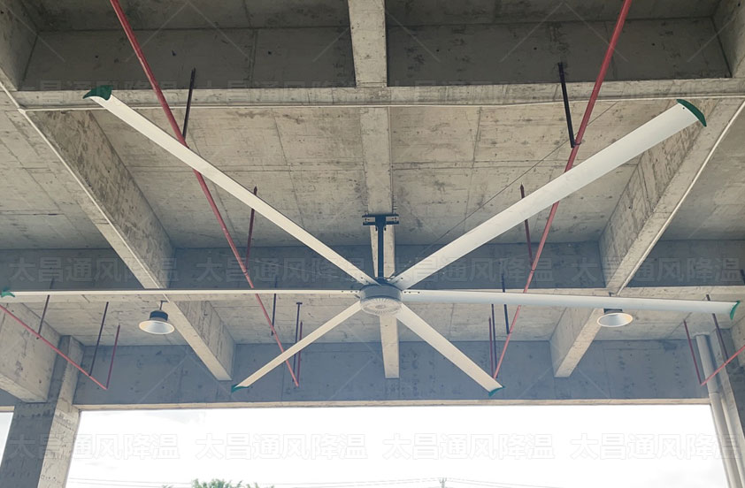 工業(yè)大風扇在機械加工車間使用有什么優(yōu)勢？