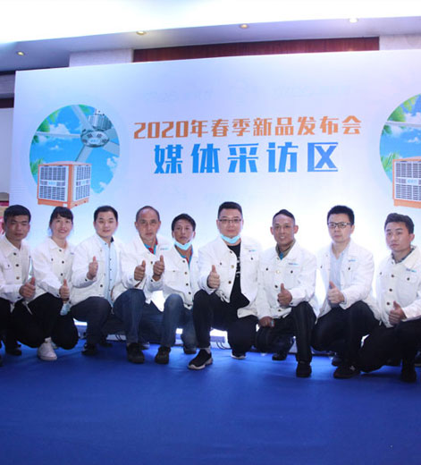 大型車間采用負(fù)壓風(fēng)機(jī)和環(huán)?？照{(diào)通風(fēng)降溫的特點(diǎn)